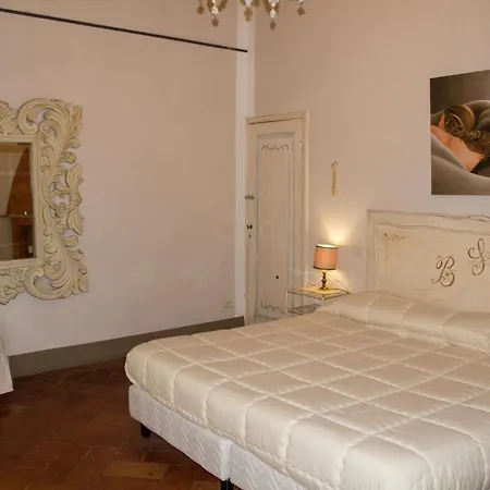 Santa Croce Charme Apartment Arezzo Exterior photo
